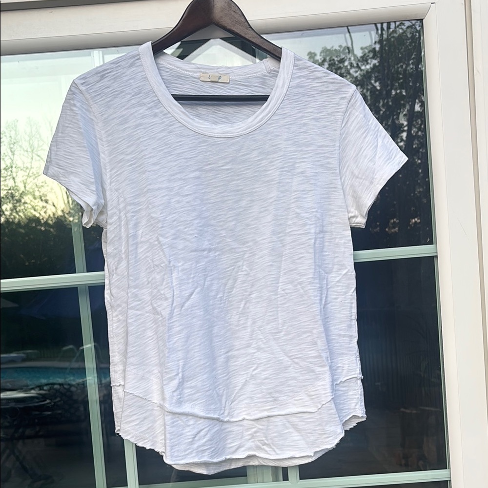 LEALLO Classic White Women's Top